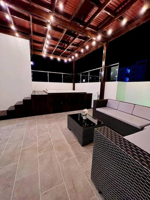 Magnificent Pent House W/Jacuzzi Apartment Santiago De Los Caballeros Bagian luar foto